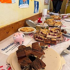 Kuchentisch und Spendenschein