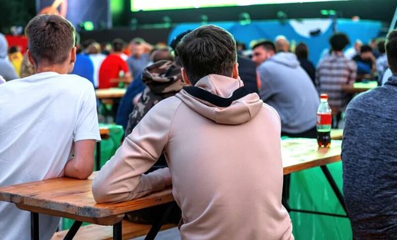 Ein, zwei, drei … Bierchen? Wann wird's zu viel beim Fußball-WM-Rudel-Gucken?